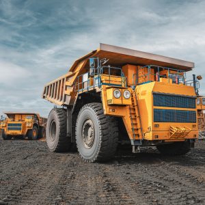 High Toughness Crack Resistant and Wear-Resistant Steel