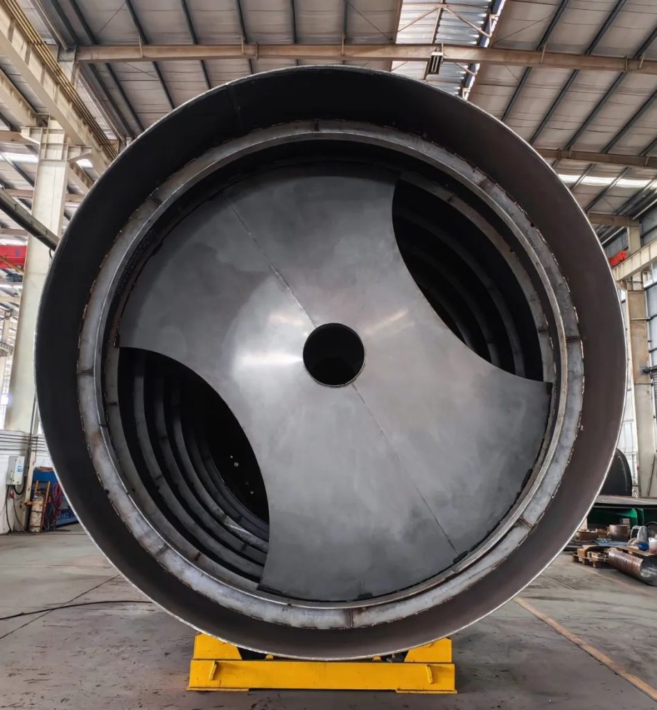 Interior view of LNG fuel tank built with LY Steel HMA400 high-manganese steel