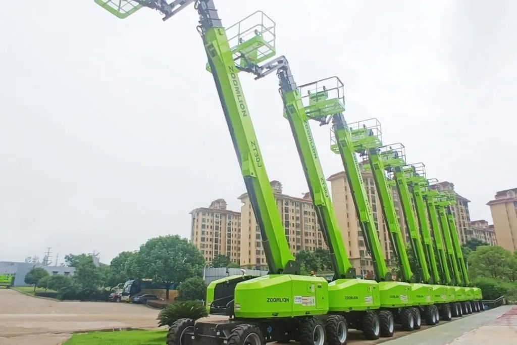 Zoomlion green aerial work platforms equipped with LY Steel high-strength structural steel